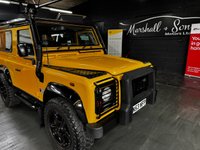 USED 2003 53 LAND ROVER DEFENDER 90 2.5 TD5 G4 Station Wagon 3dr Diesel Manual (282 g/km, 120 bhp) 2003 LANDROVER DEFENDER 90 2.5 TD5 G4 LIMITED EDITION - 1 OF 100 MADE  - BORREGO YELLOW - 6 SEATS - 13 SERVICES TO 133K MILES - SNORKLE - ROLL BARS - MOGUL SEATS