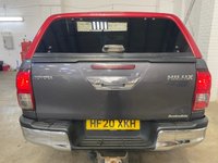 USED 2020 20 TOYOTA HI-LUX DOUBLE CAB 2.4 D-4D Invincible 150ps Auto (MY2016-2020) 
