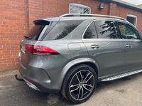 USED 2022 22 MERCEDES-BENZ GLE 2.9 GLE400d AMG Line (Premium Plus) SUV 5dr Diesel G-Tronic 4MATIC Euro 6 (s/s) (7 Seat) (330 ps) 