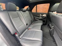 USED 2022 22 MERCEDES-BENZ GLE 2.9 GLE400d AMG Line (Premium Plus) SUV 5dr Diesel G-Tronic 4MATIC Euro 6 (s/s) (7 Seat) (330 ps) 