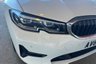 USED 2019 69 BMW 3 SERIES 2.0 320i SE Saloon 4dr Petrol Auto Euro 6 (s/s) (184 ps) Front / Rear Park Distance Control, Parking Assistant, Connected Package Plus, 17In Alloys, Electrically Folding Door Mirrors Front / Rear Park Distance Control, Parking Assistant, Connected Package Plus, 17In Alloys, Electrically Folding Door Mirrors