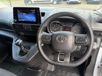 USED 2022 72 TOYOTA PROACE CITY 1.5 BlueHDi Icon Short Panel Van 5dr Diesel Manual SWB Euro 6 (s/s) (100 bhp) 1 OWNER ONLY 30K AIR CON REVERSE CAMERA 6 SPEED COMES WITH 1 YEARS MOT AND SERVICE