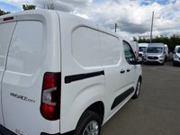 USED 2022 72 TOYOTA PROACE CITY 1.5 BlueHDi Icon Short Panel Van 5dr Diesel Manual SWB Euro 6 (s/s) (100 bhp) 1 OWNER ONLY 30K AIR CON REVERSE CAMERA 6 SPEED COMES WITH 1 YEARS MOT AND SERVICE