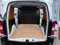 USED 2022 72 TOYOTA PROACE CITY 1.5 BlueHDi Icon Short Panel Van 5dr Diesel Manual SWB Euro 6 (s/s) (100 bhp) 1 OWNER ONLY 30K AIR CON REVERSE CAMERA 6 SPEED COMES WITH 1 YEARS MOT AND SERVICE