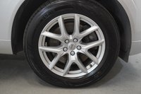 USED 2020 20 VOLVO XC60 2.0 D4 Momentum SUV 5dr Diesel Auto Euro 6 (s/s) (190 ps) Volvo History, Bright Silver, Diesel Auto