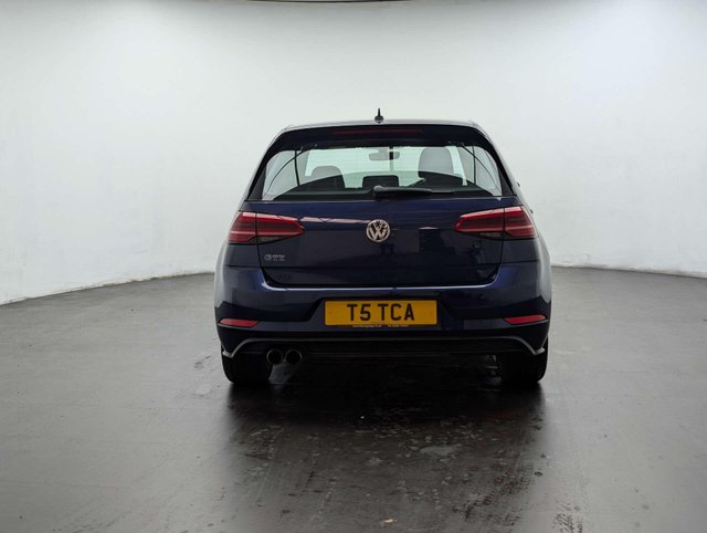 USED 2018 18 VOLKSWAGEN GOLF 1.4 Golf GTE Semi-Auto 5dr CLICK & COLLECT/ HOME DELIVERY