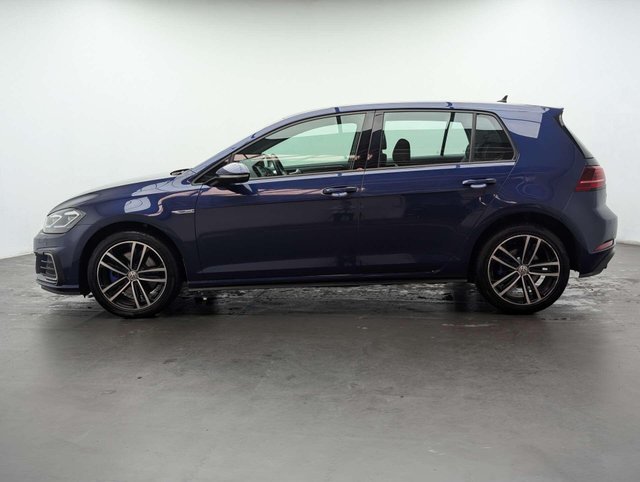 USED 2018 18 VOLKSWAGEN GOLF 1.4 Golf GTE Semi-Auto 5dr CLICK & COLLECT/ HOME DELIVERY
