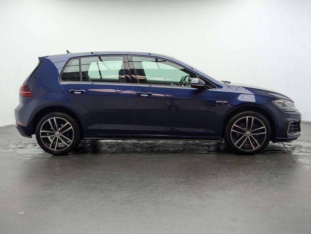 USED 2018 18 VOLKSWAGEN GOLF 1.4 Golf GTE Semi-Auto 5dr CLICK & COLLECT/ HOME DELIVERY