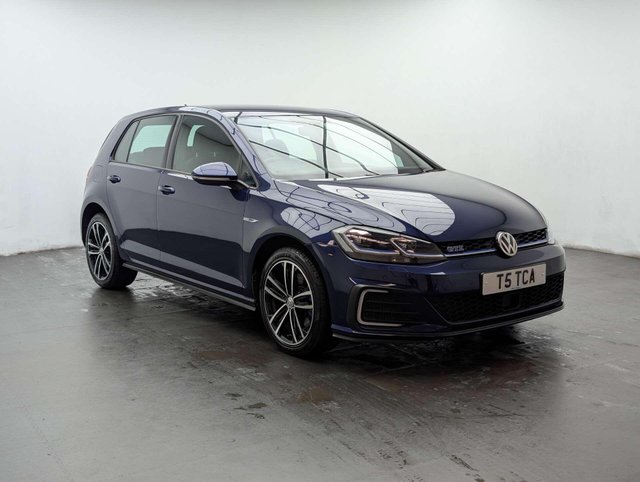 USED 2018 18 VOLKSWAGEN GOLF 1.4 Golf GTE Semi-Auto 5dr CLICK & COLLECT/ HOME DELIVERY