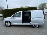 USED 2025 75 FORD TRANSIT CONNECT 230 LIMITED L2 LWB 2.0 ECO BLUE 102 BHP ne Company Owner, 1900 Miles, Ford Warranty Till September 2028, Desirable Top Of Range Limited Model Fully Loaded With All The Desirable Features!