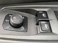 USED 2025 75 FORD TRANSIT CONNECT 230 LIMITED L2 LWB 2.0 ECO BLUE 102 BHP ne Company Owner, 1900 Miles, Ford Warranty Till September 2028, Desirable Top Of Range Limited Model Fully Loaded With All The Desirable Features!
