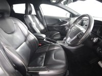USED 2018 68 VOLVO V40 1.5 T3 GPF R-Design Pro Hatchback 5dr Petrol Auto Euro 6 (s/s) (152 ps) 