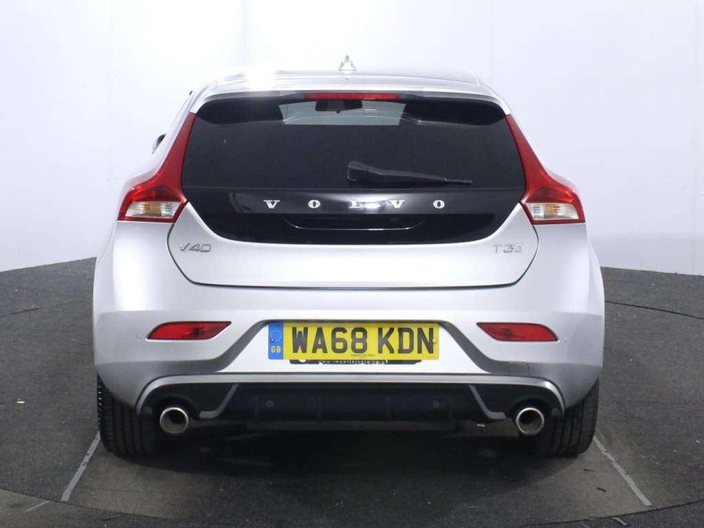 USED 2018 68 VOLVO V40 1.5 T3 GPF R-Design Pro Hatchback 5dr Petrol Auto Euro 6 (s/s) (152 ps) 