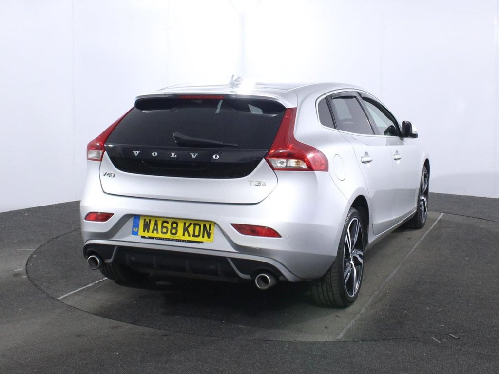 USED 2018 68 VOLVO V40 1.5 T3 GPF R-Design Pro Hatchback 5dr Petrol Auto Euro 6 (s/s) (152 ps) 