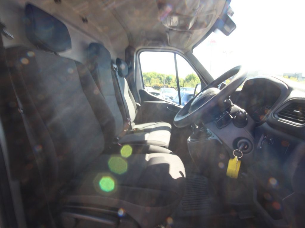 USED 2020 20 NISSAN NV400 2.3 dCi 35 Tekna Panel Van 5dr Diesel Manual FWD L2 H2 Euro 6 (135 ps) PLUS VAT