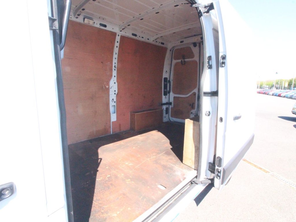 USED 2020 20 NISSAN NV400 2.3 dCi 35 Tekna Panel Van 5dr Diesel Manual FWD L2 H2 Euro 6 (135 ps) PLUS VAT