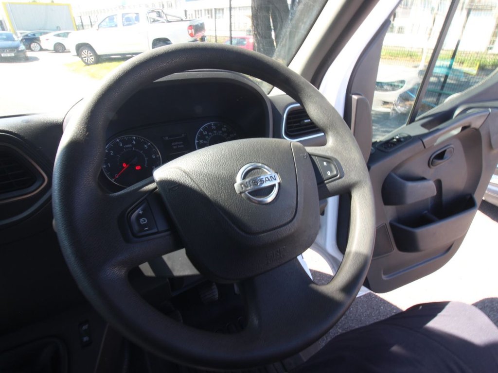 USED 2020 20 NISSAN NV400 2.3 dCi 35 Tekna Panel Van 5dr Diesel Manual FWD L2 H2 Euro 6 (135 ps) PLUS VAT