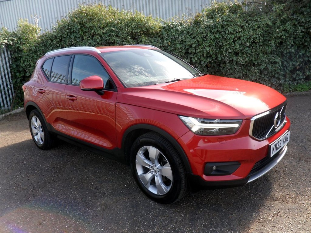 USED 2022 22 VOLVO XC40 1.5 T3 Momentum SUV 5dr Petrol Manual Euro 6 (s/s) (163 ps) 1.5T3 Momentum Edition