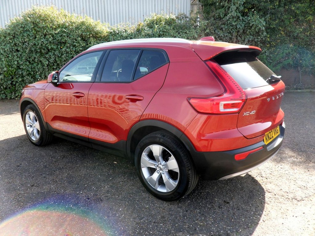 USED 2022 22 VOLVO XC40 1.5 T3 Momentum SUV 5dr Petrol Manual Euro 6 (s/s) (163 ps) 1.5T3 Momentum Edition