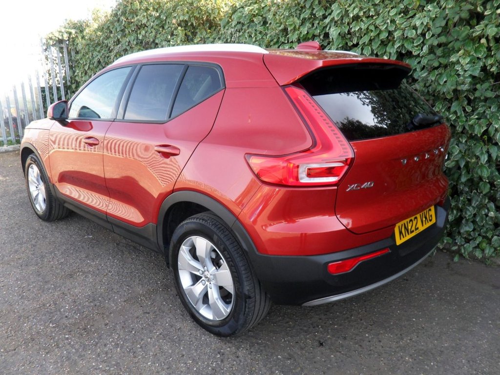 USED 2022 22 VOLVO XC40 1.5 T3 Momentum SUV 5dr Petrol Manual Euro 6 (s/s) (163 ps) 1.5T3 Momentum Edition