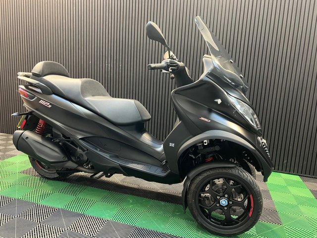 View our PIAGGIO MP3 350