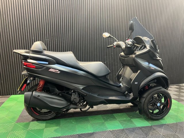View our PIAGGIO MP3 350