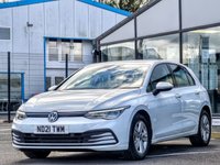 USED 2021 21 VOLKSWAGEN GOLF 1.5 eTSI MHEV Life Hatchback 5dr Petrol Hybrid DSG Euro 6 (s/s) (150 ps) 