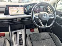 USED 2021 21 VOLKSWAGEN GOLF 1.5 eTSI MHEV Life Hatchback 5dr Petrol Hybrid DSG Euro 6 (s/s) (150 ps) 