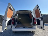 USED 2023 23 VAUXHALL COMBO 1.5 Turbo D 2300 Pro Panel Van 5dr Diesel Manual L1 H1 Euro 6 (s/s) (100 ps) 3 SEAT - FINANCE AVAILABLE