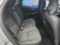 USED 2016 16 VOLVO V40 CROSS COUNTRY 2.0 D4 Nav Plus Hatchback 5dr Diesel Auto Euro 6 (s/s) (190 ps) &pound;35 ROAD TAX. ULEZ COMPLIANT. SAT NAV.