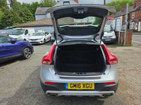 USED 2016 16 VOLVO V40 CROSS COUNTRY 2.0 D4 Nav Plus Hatchback 5dr Diesel Auto Euro 6 (s/s) (190 ps) &pound;35 ROAD TAX. ULEZ COMPLIANT. SAT NAV.