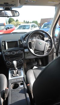 USED 2012 62 LAND ROVER FREELANDER 2 2.2 SD4 XS SUV 5dr Diesel CommandShift 4WD Euro 5 (190 ps) 2012 LAND ROVER FREELANDER 2 2.2 SD4 XS SUV 5dr Diesel CommandShift 4WD Euro 5 (190 ps) 4x4 SUV AUTOMATIC LEATHER HEATED SEATS TOW BAR CRUISE CONTROL EXCELLENT CONDITION RAC 6 MONTH WARRANTY