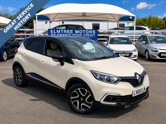 View our RENAULT CAPTUR