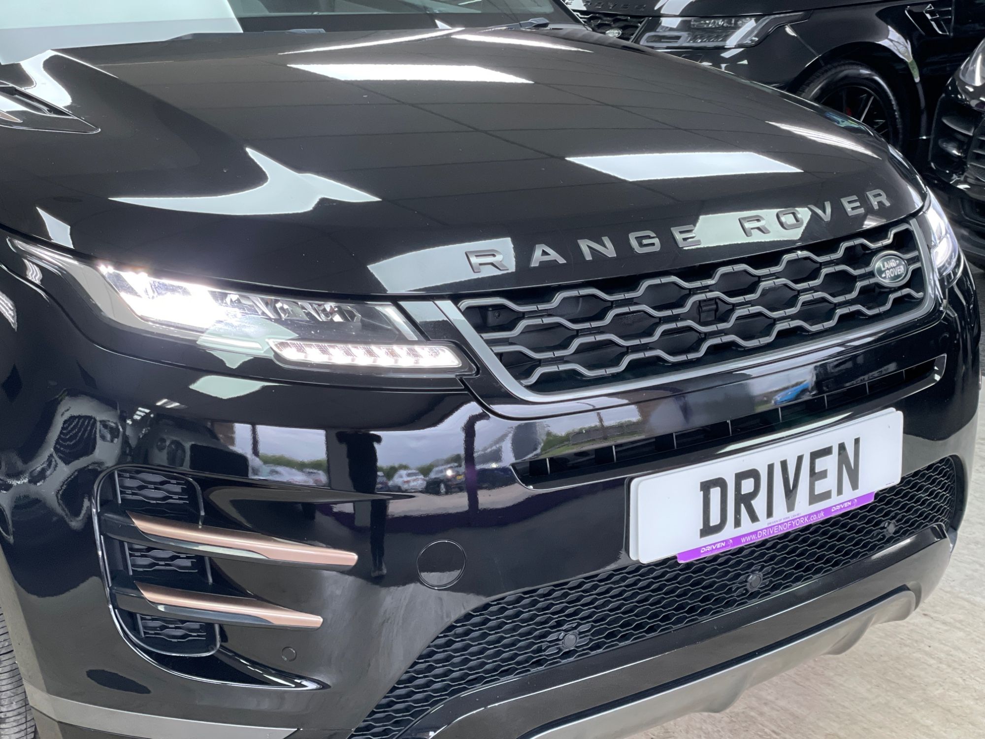 USED 2020 20 LAND ROVER RANGE ROVER EVOQUE 2.0 D150 R-Dynamic S SUV 5dr Diesel Manual FWD Euro 6 (s/s) (150 ps) 
