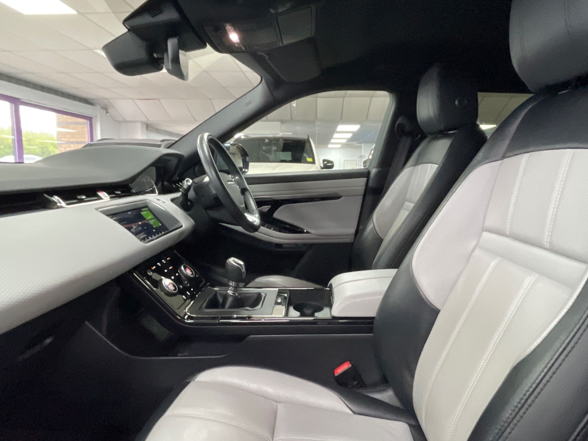 USED 2020 20 LAND ROVER RANGE ROVER EVOQUE 2.0 D150 R-Dynamic S SUV 5dr Diesel Manual FWD Euro 6 (s/s) (150 ps) 