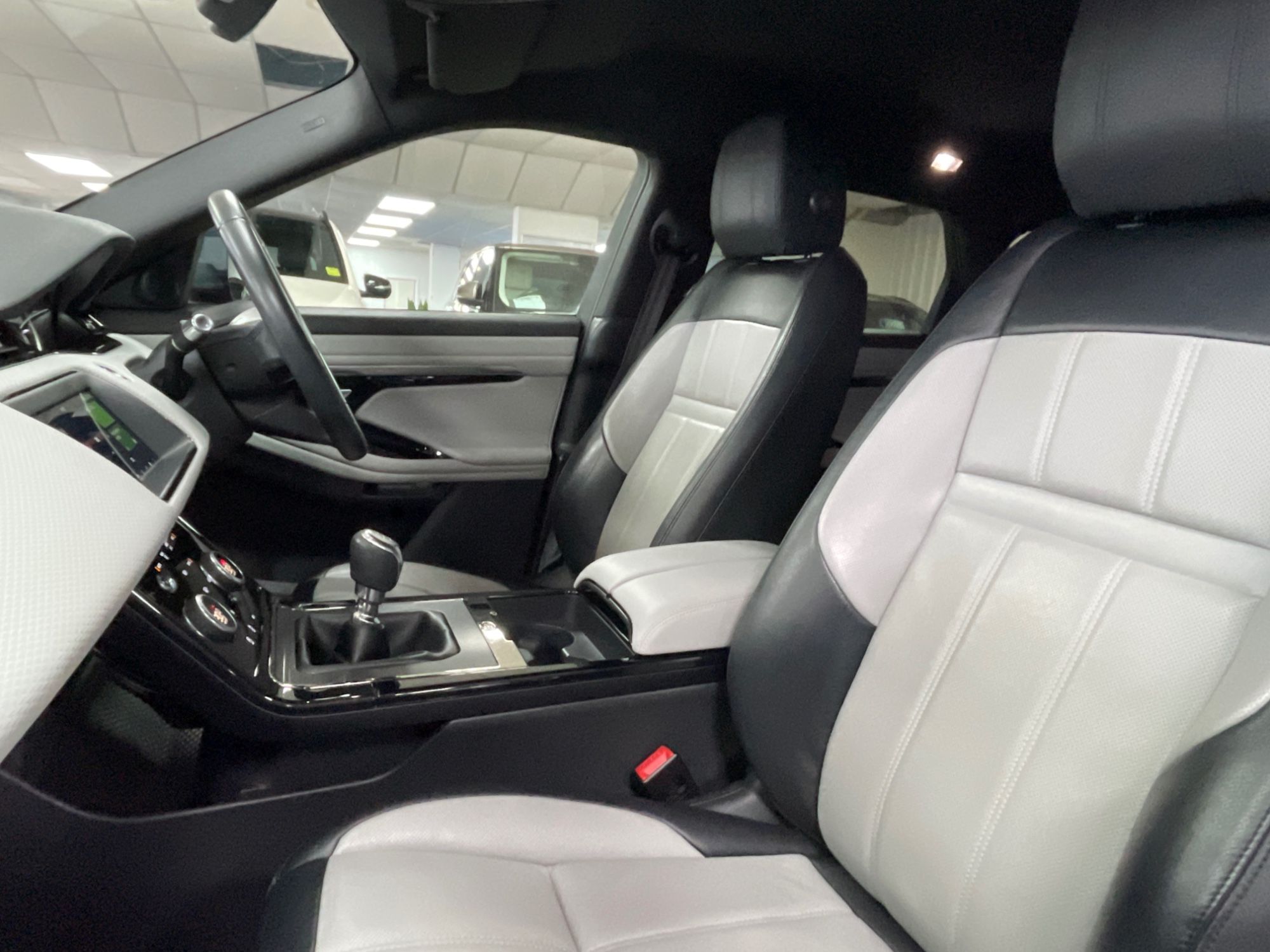 USED 2020 20 LAND ROVER RANGE ROVER EVOQUE 2.0 D150 R-Dynamic S SUV 5dr Diesel Manual FWD Euro 6 (s/s) (150 ps) 