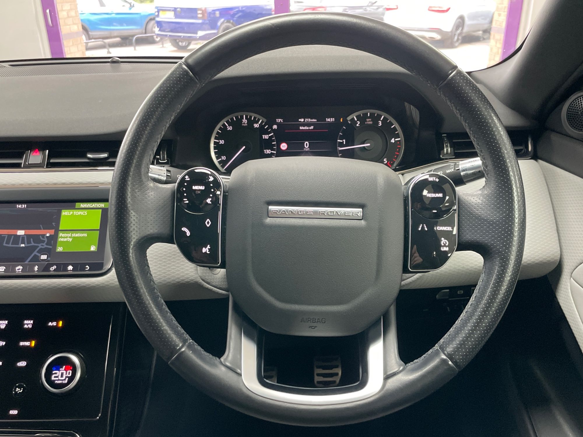 USED 2020 20 LAND ROVER RANGE ROVER EVOQUE 2.0 D150 R-Dynamic S SUV 5dr Diesel Manual FWD Euro 6 (s/s) (150 ps) 