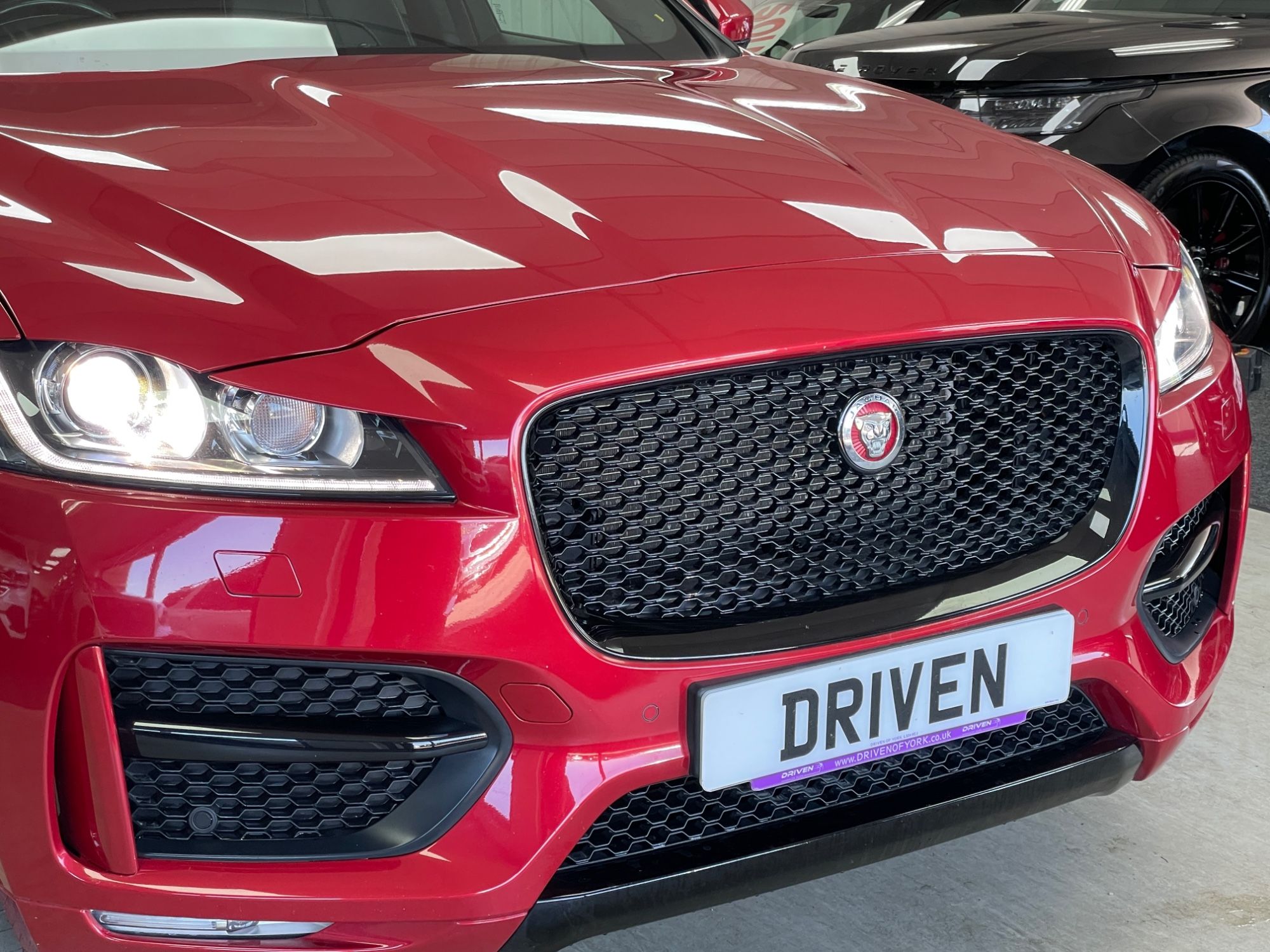 USED 2019 S JAGUAR F-PACE 2.0 D180 R-Sport SUV 5dr Diesel Auto AWD Euro 6 (s/s) (180 ps) 