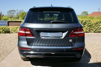 USED 2015 65 MERCEDES-BENZ M-CLASS 2.1 ML250 BlueTEC AMG Line SUV 5dr Diesel G-Tronic 4WD Euro 6 (s/s) (204 ps) Pan Roof COMAND Mem Seats