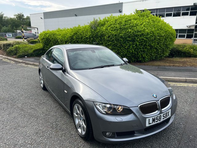View our BMW 3 SERIES