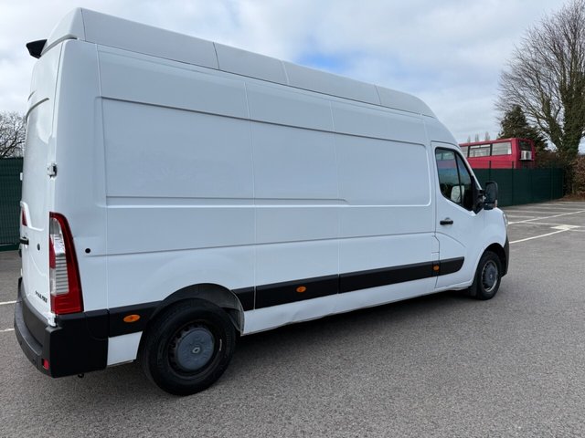 View our RENAULT MASTER