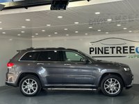 USED 2017 67 JEEP GRAND CHEROKEE 3.0 V6 CRD Summit SUV 5dr Diesel Auto 4WD Euro 6 (247 bhp) 