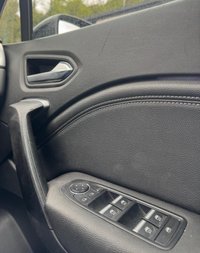 USED 2024 24 RENAULT CAPTUR 1.6 E-TECH techno SUV 5dr Petrol Hybrid Auto Euro 6 (s/s) (145 ps) 