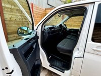 USED 2019 69 VOLKSWAGEN TRANSPORTER SHUTTLE 2.0 TDI SE Minibus Double Cab 5dr Diesel DSG FWD LWB Euro 6 (s/s) (150 ps) 