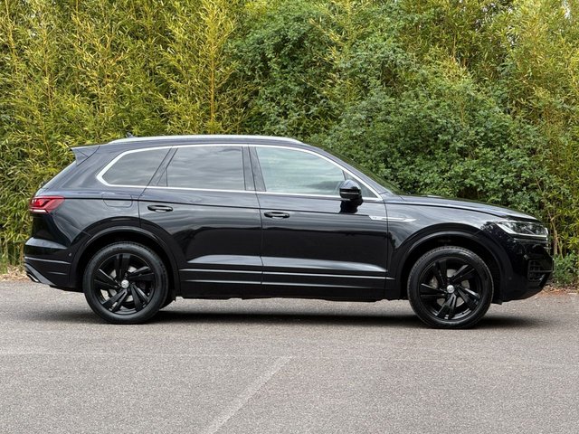 View our VOLKSWAGEN TOUAREG