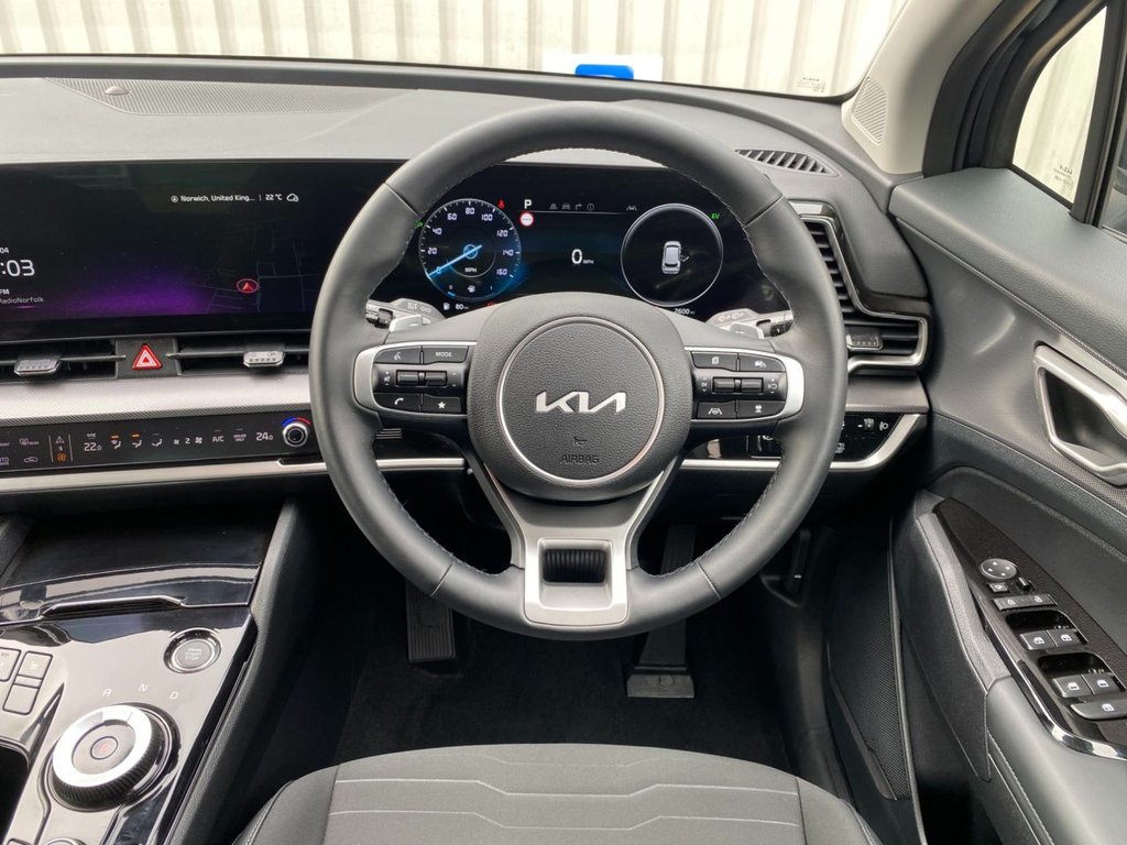 USED 2025 75 KIA SPORTAGE 1.6 h T-GDi 3 SUV 5dr Petrol Hybrid Auto Euro 6 (s/s) (207 bhp) CARPLAY+CAMERA+SAT NAV+CRUISE