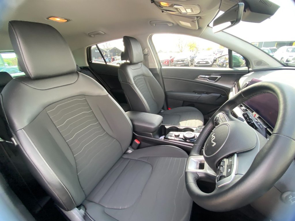 USED 2025 75 KIA SPORTAGE 1.6 h T-GDi 3 SUV 5dr Petrol Hybrid Auto Euro 6 (s/s) (207 bhp) CARPLAY+CAMERA+SAT NAV+CRUISE