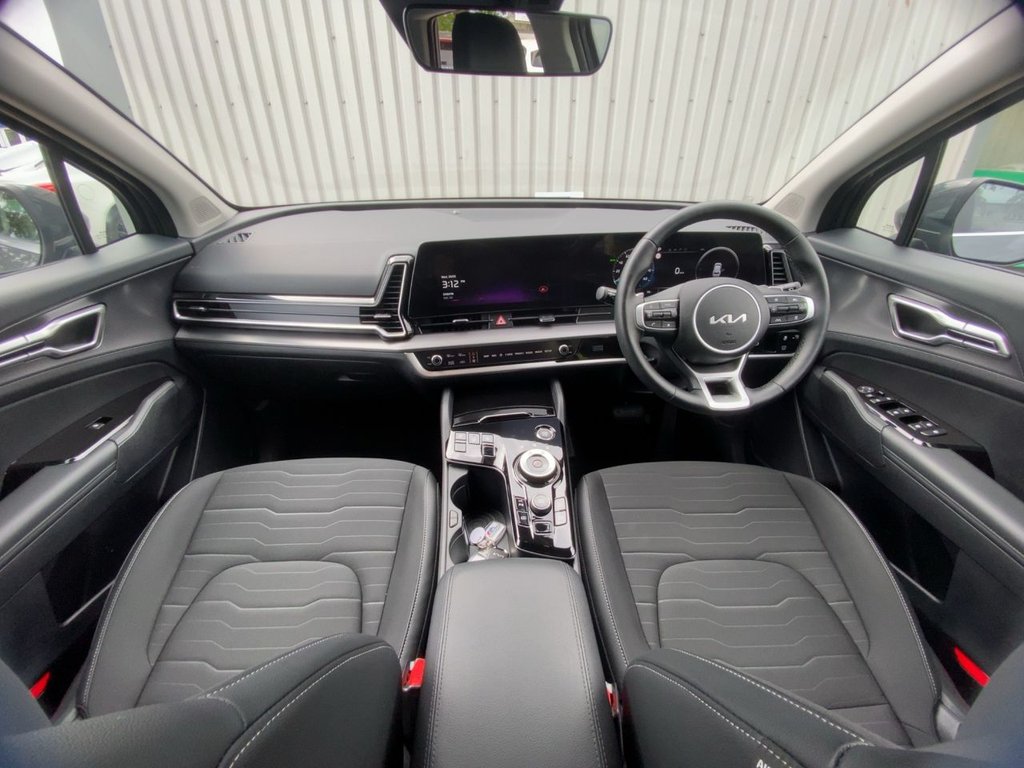 USED 2025 75 KIA SPORTAGE 1.6 h T-GDi 3 SUV 5dr Petrol Hybrid Auto Euro 6 (s/s) (207 bhp) CARPLAY+CAMERA+SAT NAV+CRUISE