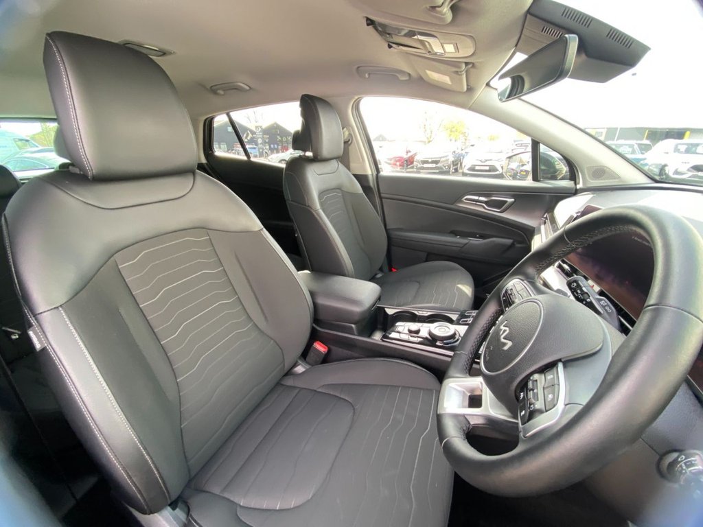 USED 2025 75 KIA SPORTAGE 1.6 h T-GDi 3 SUV 5dr Petrol Hybrid Auto Euro 6 (s/s) (207 bhp) CARPLAY+CAMERA+SAT NAV+CRUISE