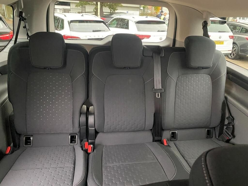 USED 2025 25 FORD TOURNEO CUSTOM 2.0 320 EcoBlue Titanium Luxe Minibus Double Cab 5dr Diesel Manual L2 Euro 6 (s/s) (150 ps) BIG SAVING FROM NEW +3000 MILES